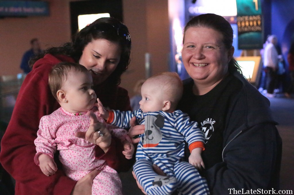 Faith and Joey meeting for the first time.
